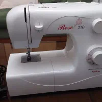 چرخ خیاطی کاچیران مدل رز در حد نو با جعبه