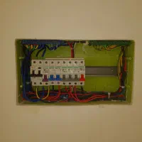 برقکار صنعتی و ساختمانی|خدمات پیشه و مهارت|لاهیجان, طالقانی|دیوار