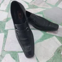 کفش تمام چرم.