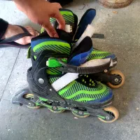 اسکیت با تمام وسایل ساق و مچ بند کلاه همه