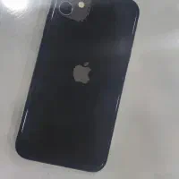 اپل iPhone 11 با حافظهٔ ۶۴ گیگابایت