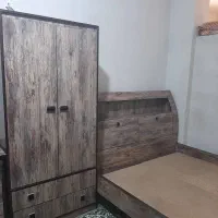 فروش تخت‌ دونفره وکمدلباسی ومیزتحریر|تخت و سرویس خواب|شیراز, شهرک امیر کبیر|دیوار