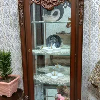 یک عدد ویترین