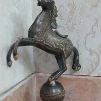مجسمه اسب برنز پاکستانی