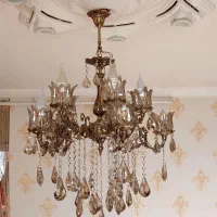 لوستر کریستالی کلاسیک، سالم و بدون نقص|لوستر و چراغ آویز|نقده, |دیوار