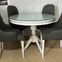 میز غذا خوردی چهارنفره و بوفه