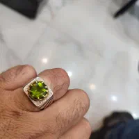 انگشتر دست‌ساز نگین زبرجد