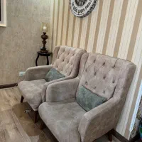 مبل۷ نفره راحتی چستر،در حد نو کاملا سالم|مبلمان خانگی و میز عسلی|رشت, خرسندی|دیوار