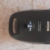 جاروبرقی مشکی