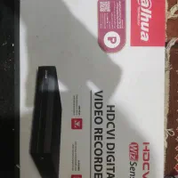 یک دستگاه dvr به همراه هارد 1ترابایت بنفش