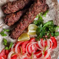 استخدام  نیرو در کبابی