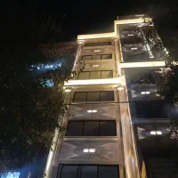 آپارتمان ۹۰ متری در خیابان بیست متری