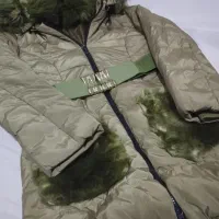 کاپشن  شال و کلاه و دستکش