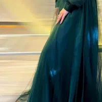 لباس مجلسی پوشیده