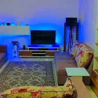 اپارتمان ۸۰مترVIPدوخواب تک واحدی دربست