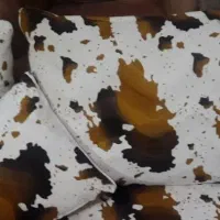 تشکچه . پشتی . کوسن . بالشت لوله ای .