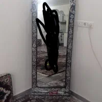 یک ساعت و آینه ست