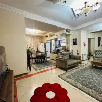 ۲ خوابه ، غربی، نورگیر ، میان طبقه