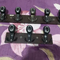 ۲ تا رخت آویز، بزرگ و کوچک