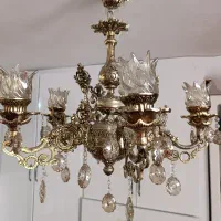 لوستر برنجی سلطنتی