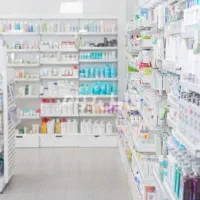 اجاره داروخانه ۸۰ متری / گذر شلوغ / بلوار فردوس