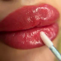 جشنواره میکروبلیدینگ و شیدینگ لب