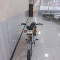 موتور ۱۲۵مدارک .قدیم کامل.موتور درحد صفر|موتورسیکلت|شهرکرد, |دیوار