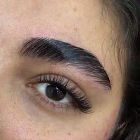 لیفت و لمینیت ابرو و مژه