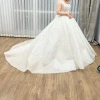 لباس عروس|لباس|فردیس, منظریه|دیوار