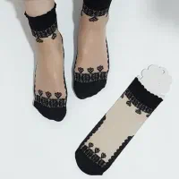 انواع جوراب و بلوز و شلوار بچه گانه و تیشرت و ...