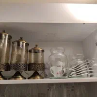 تمامی وسایل نو تمیز بدون کوچکترین ایراد|ظروف سرو و پذیرایی|دوگنبدان, |دیوار