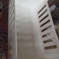 تخت کودک کنار تخت مادر