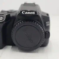 دوربین کنون ۲۵۰ دی