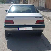 خودروی سواری وانت