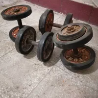 میز چند کاره و تعدادی دمبل|تجهیزات ورزشی|بهبهان, |دیوار