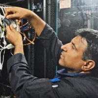 فروش، نصب و تعمیر انواع تلفن سانترال