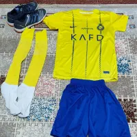 لباس ورزشی و لباس مجلسی