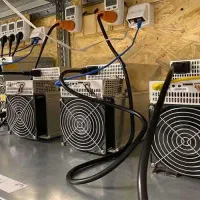 مشاوره  راه اندازی و تاسیس فارم ماینر و بیتکوین