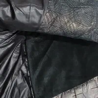 کابشن مارک|لباس|قروه, |دیوار