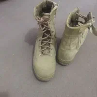 پوتین و کلاه خاکی مرزبانی|لباس|خرمآباد, |دیوار