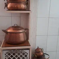 پایه قابلمه و قاشق