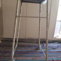 چارپایه فلزی|صندلی و نیمکت|اراک, |دیوار