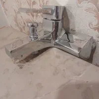شیر دوش حمام در حد نو