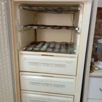 فروش یه دستگاه یخچال فریزر ۷ کیشو|یخچال و فریزر|رشت, لاکان|دیوار