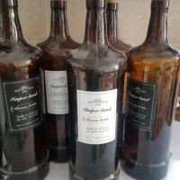 پنج عدد بطری درپوش چوبی