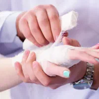 خدمات تخصصی پزشکی و پرستاری در منزل