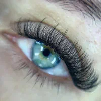 آموزش و خدمات تخصصی اکستنشن مژه