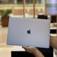 مک بوک پرو ۲۰۱۸ 15 اینچ i7 رم ۳۲ (تک سایار)