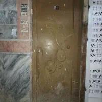 درب مغازه ودرب حیاطی