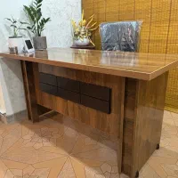 میز مدیریتی